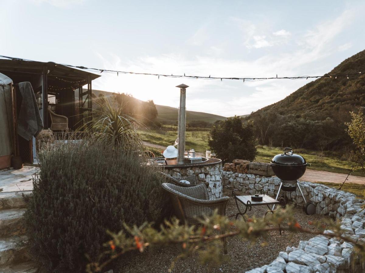 Southern Yurts Botrivier Exterior foto